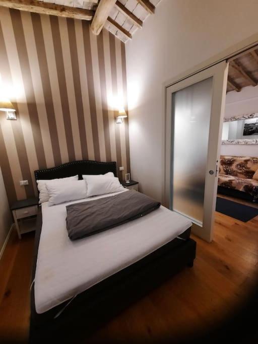 Appartamento Di Charme A Due Passi Dalla Stazione Florenz Exterior foto